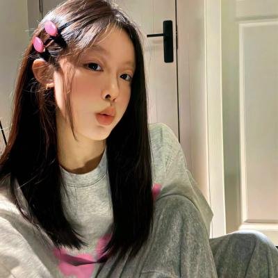 福尔摩斯小姐